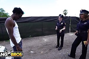 BANGBROS - Uncalculated Suspect Gets Tangled Up Adjacent to Some Super Sexy Female Cops